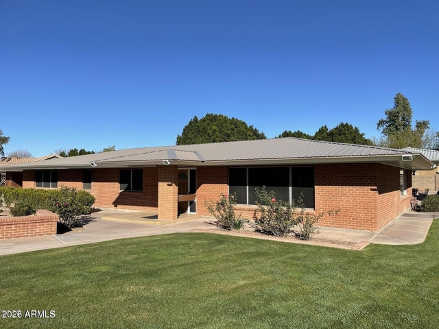375 S Buena Vista Avenue - Photo 1