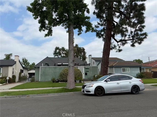 5738 Agnes Avenue - Photo 1
