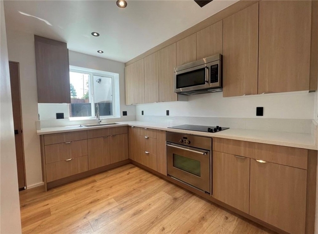 1713 W Alameda Avenue - Photo 1