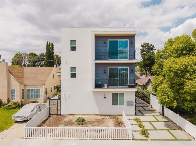 10853 Otsego Street - Photo 1