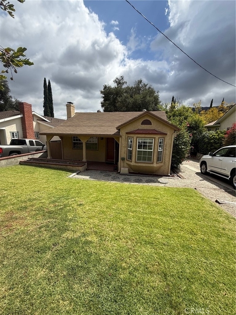 2828 Hermosa Ave - Photo 1