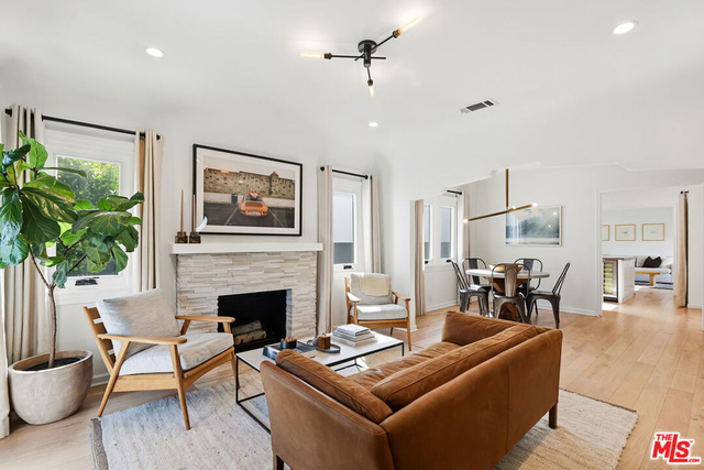 627 N Fuller Avenue - Photo 1