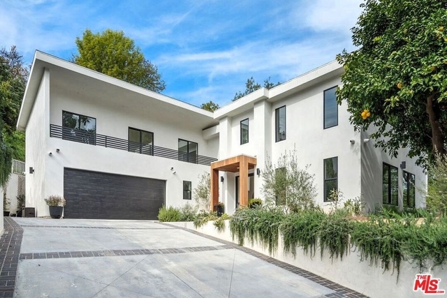 4545 Balboa Avenue - Photo 1