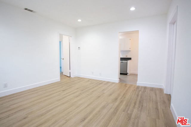 11674 La Grange Avenue - Photo 1
