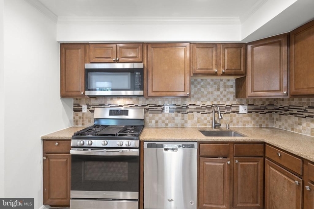 2407 Alsop Court - Photo 1