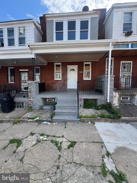 6018 Ross Street - Photo 1