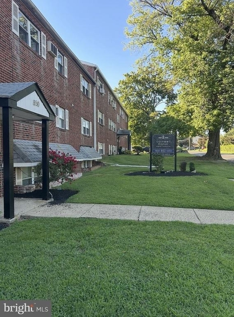 850 Station Avenue - Photo 1