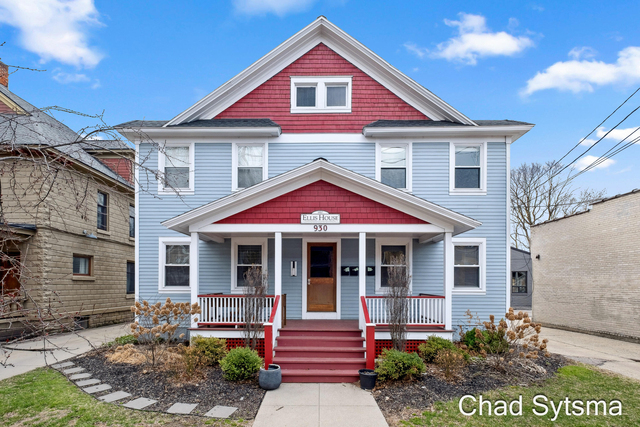 930 Wealthy Street Se - Photo 1