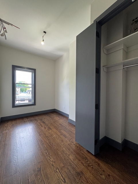 St Marks Avenue - Photo 1