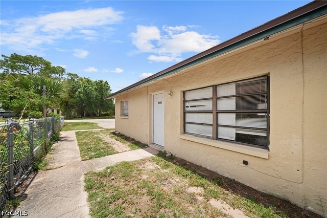 5553 5th Avenue - Photo 1