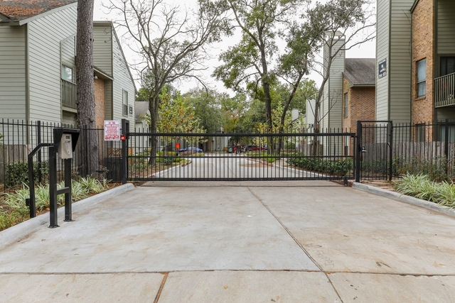 17417 Red Oak Drive - Photo 1
