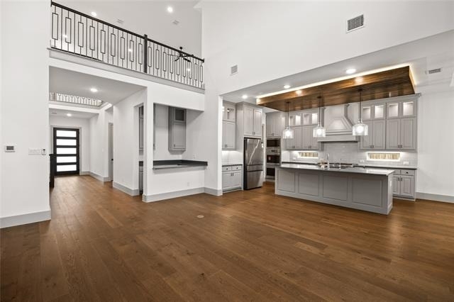 12189 Diamond Creek Drive - Photo 1