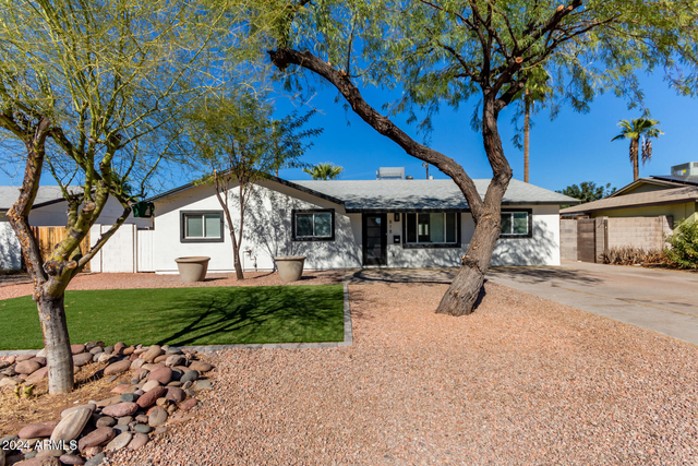 818 W Elna Rae Street - Photo 1