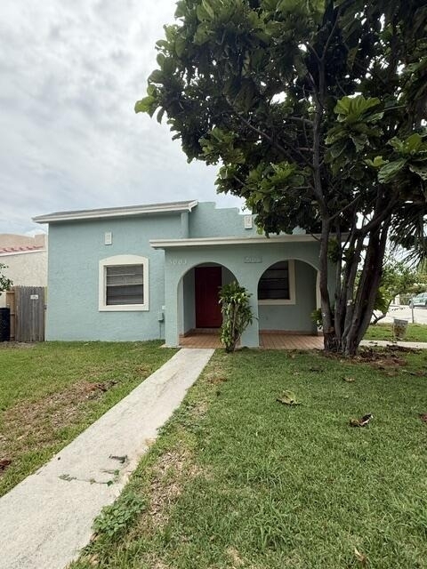 5003 Garden Avenue - Photo 1