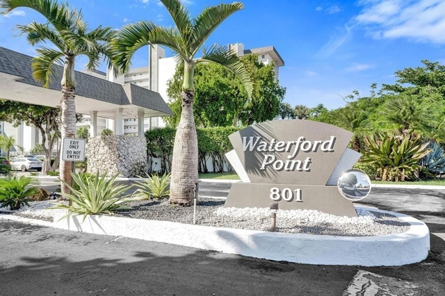 801 S Federal Highway - Photo 1