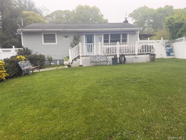 19 Westbury Drive - Photo 1