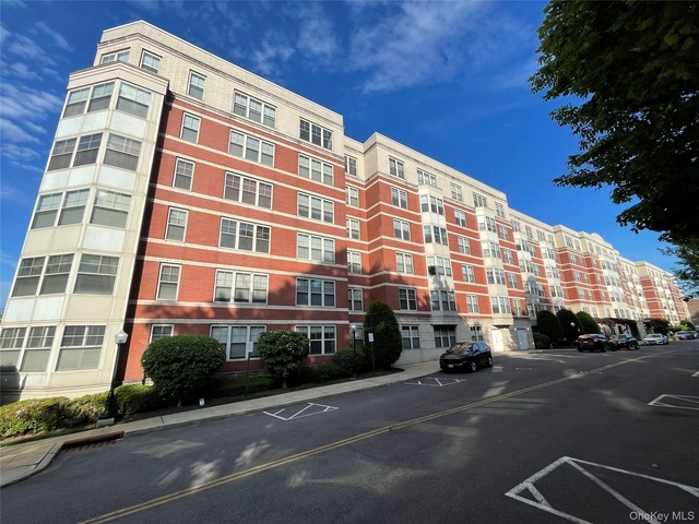 300 Mamaroneck Avenue - Photo 1