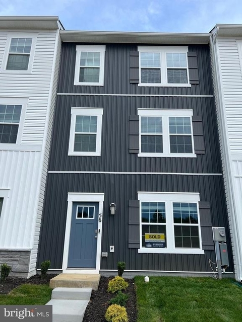 56 Aloma St - Photo 1