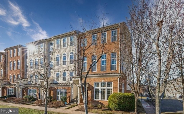 42309 Onyx Terrace - Photo 1