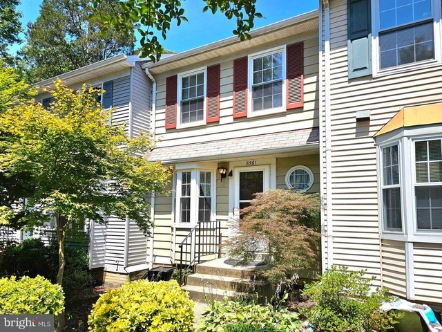 8561 Southlawn Court - Photo 1
