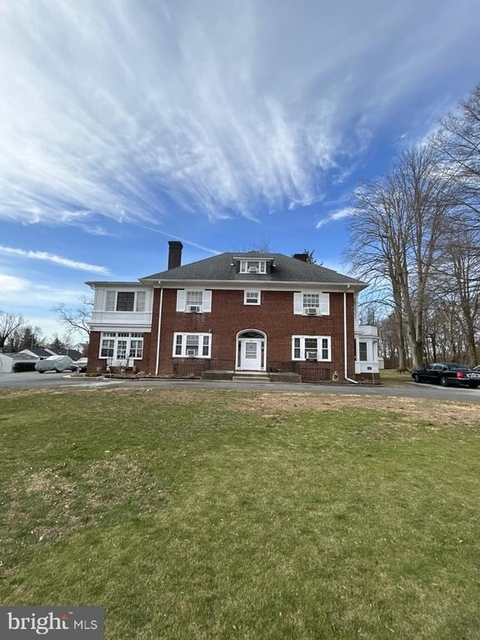 514 W Bel Air Avenue - Photo 1
