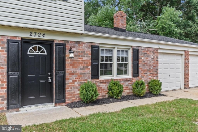 2324 Kent Court - Photo 1