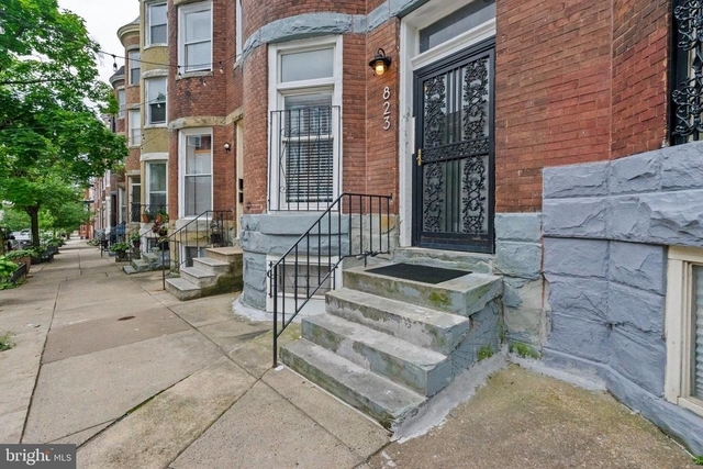 823 Newington Avenue - Photo 1