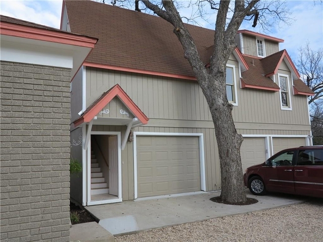 310 W University Ave - Photo 1