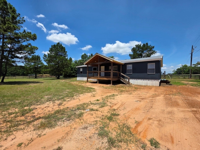 12121 Old County Road - Photo 1