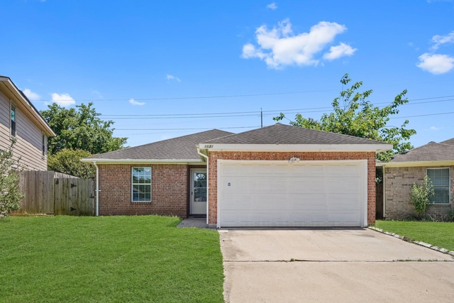 1631 Quail Run - Photo 1