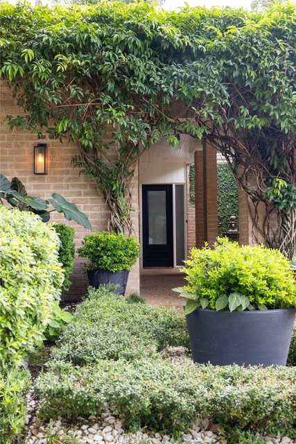 158 Glynn Way Drive - Photo 1