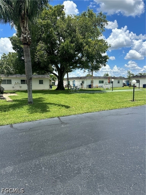 10 Tangerine Court - Photo 1