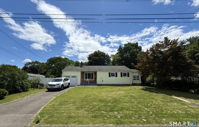 5 Hotchkiss Terrace - Photo 1