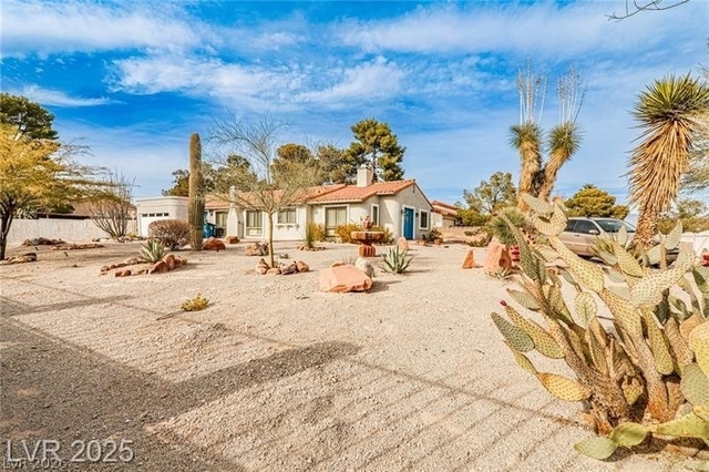 6315 N Park Street - Photo 1