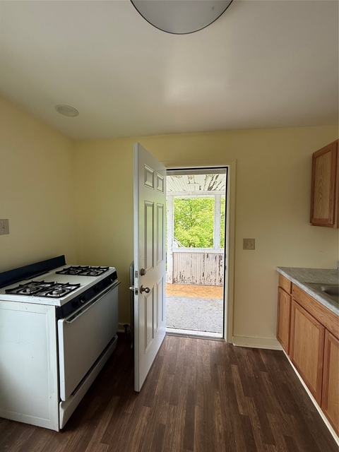 64 Louisa Street - Photo 1