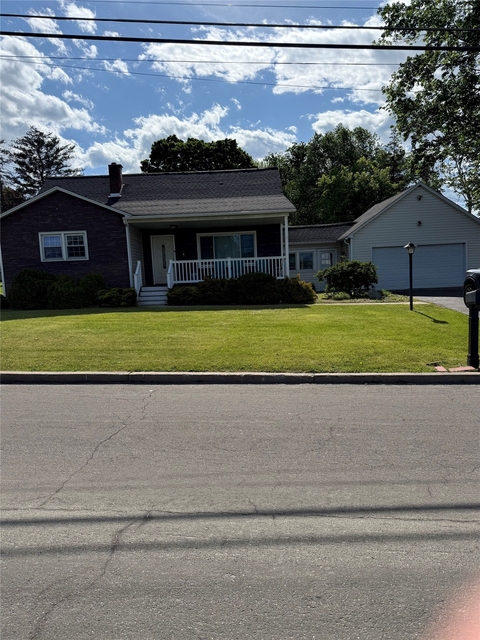 4 Griffin Drive - Photo 1