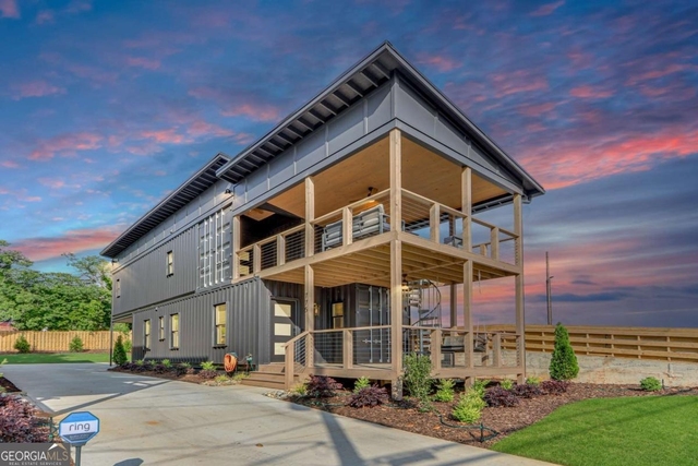 773 Bradford Street - Photo 1