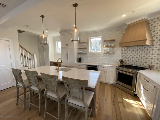410 Lake Avenue - Photo 1