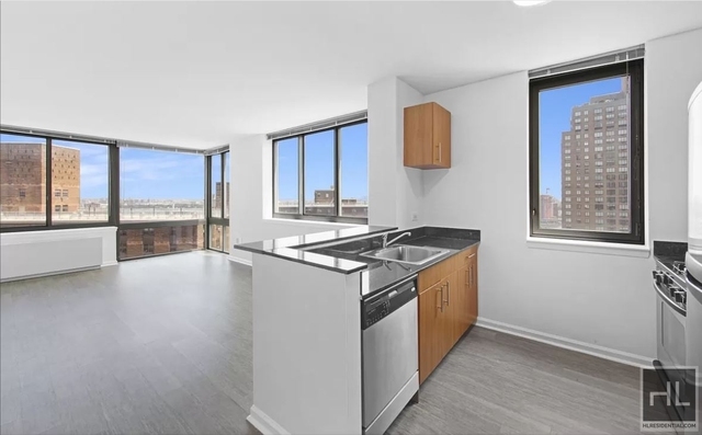 East 92nd Street - Photo 1