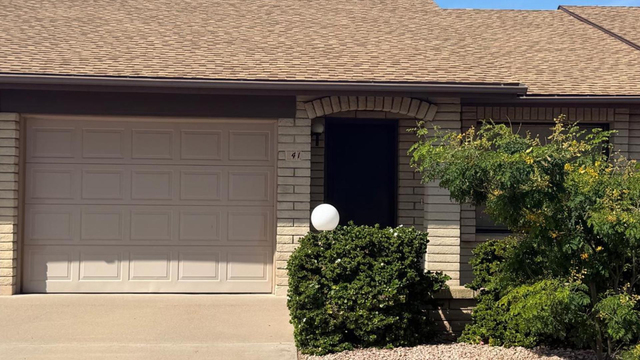 520 S Greenfield Road - Photo 1
