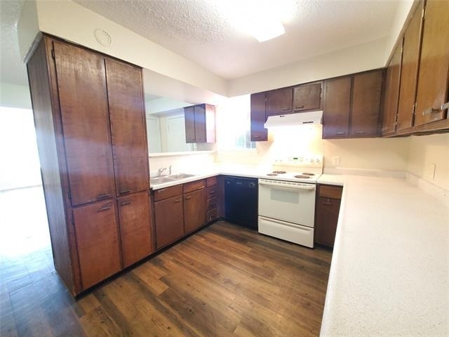 6605 Park Place Drive - Photo 1