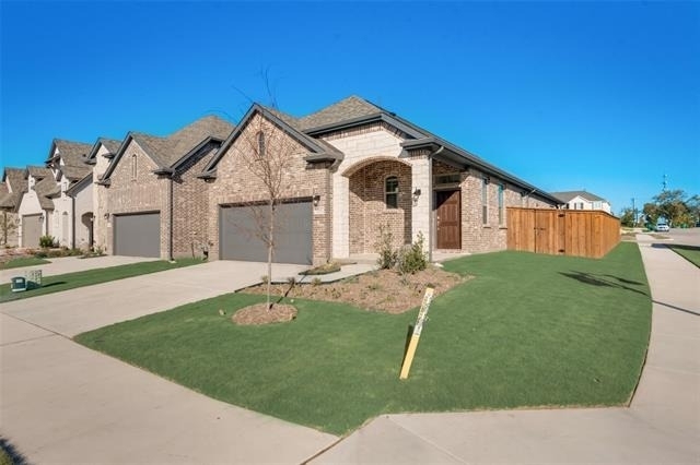 1127 Mesa Street - Photo 1