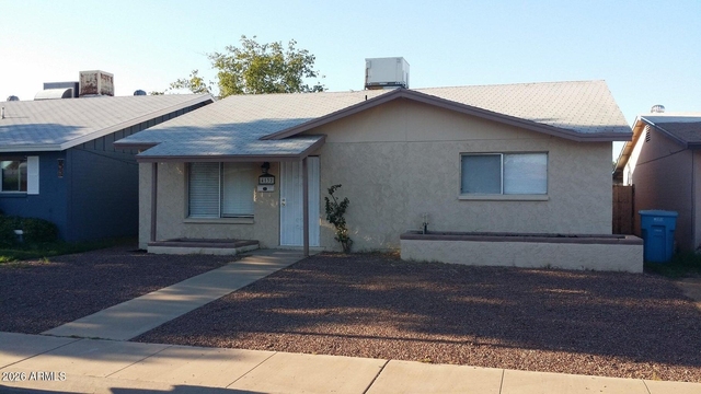 4132 W Colter Street - Photo 1