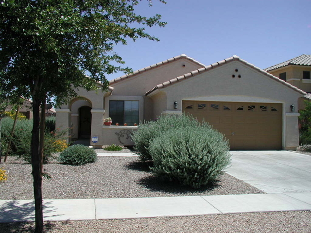 2927 E Mead Drive - Photo 1