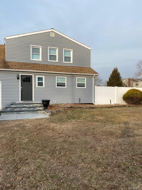 36 Oneida Avenue - Photo 1
