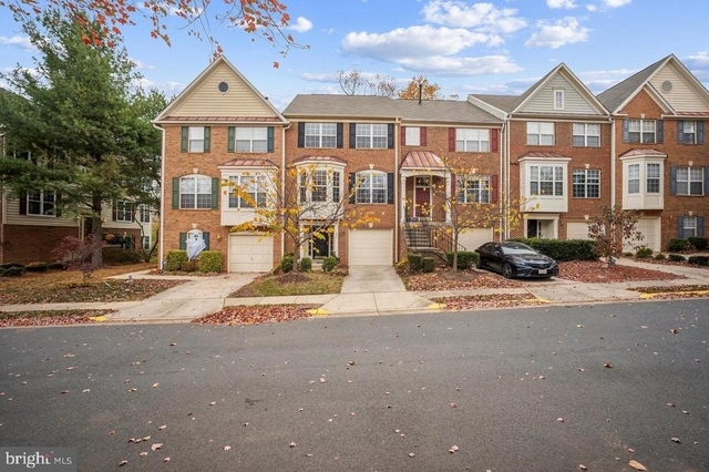 11551 Laurel Lake Square - Photo 1