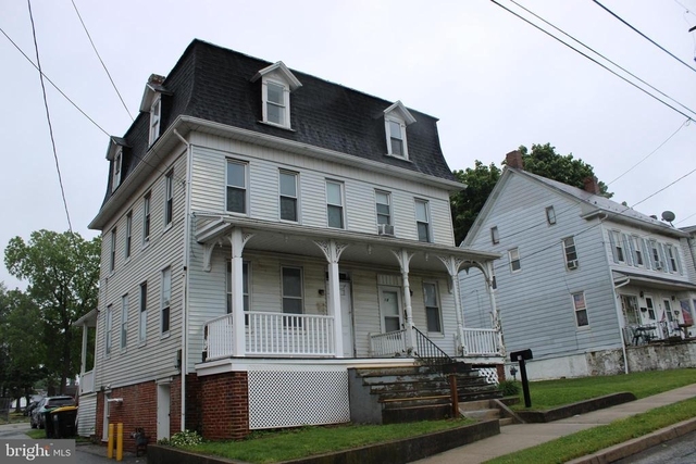 16 W High Street - Photo 1