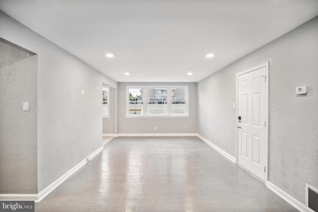 2137 Bryn Mawr Avenue - Photo 1