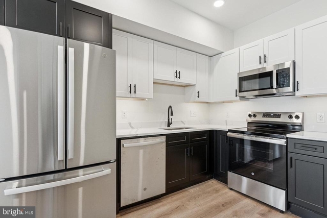 193 Bridge Street - Photo 1