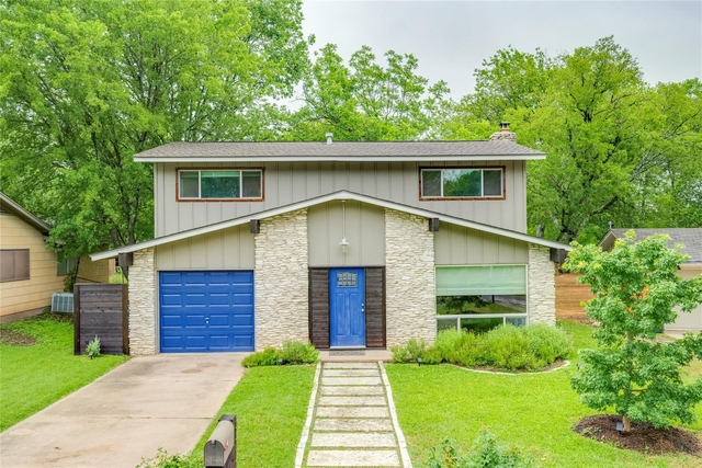406 Arbor Ln - Photo 1